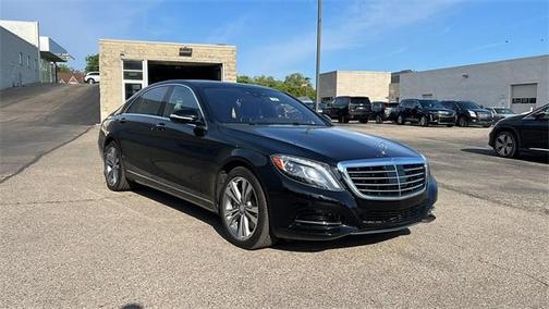 Photo 2 of 37 of 2015 Mercedes-Benz S-Class S 550 4MATIC