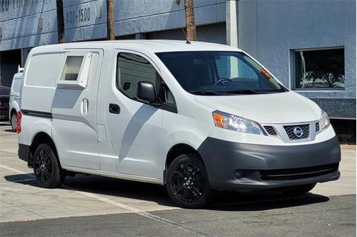 Photo 2 of 35 of 2015 Nissan NV200 S