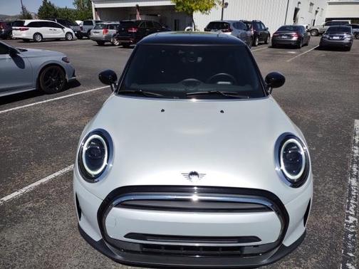 Photo 2 of 14 of 2022 MINI Hardtop Oxford Edition