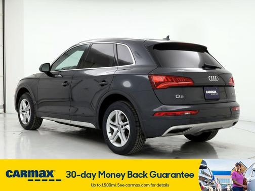 Photo 3 of 30 of 2019 Audi Q5 2.0T Premium