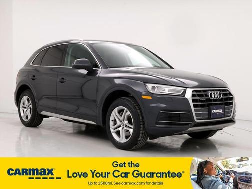 Photo 2 of 30 of 2019 Audi Q5 2.0T Premium