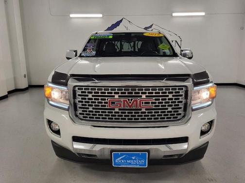 Photo 5 of 31 of 2018 GMC Canyon Denali