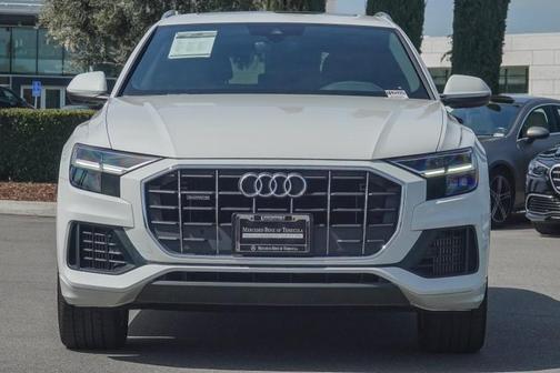 Photo 2 of 26 of 2019 Audi Q8 Premium