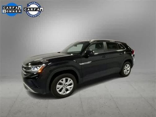 Photo 1 of 34 of 2020 Volkswagen Atlas Cross Sport 2.0T S