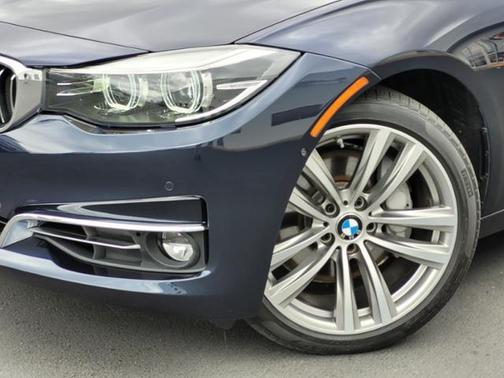 Photo 4 of 48 of 2017 BMW 340 Gran Turismo i xDrive
