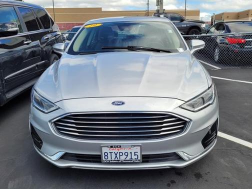 Photo 2 of 21 of 2019 Ford Fusion SEL