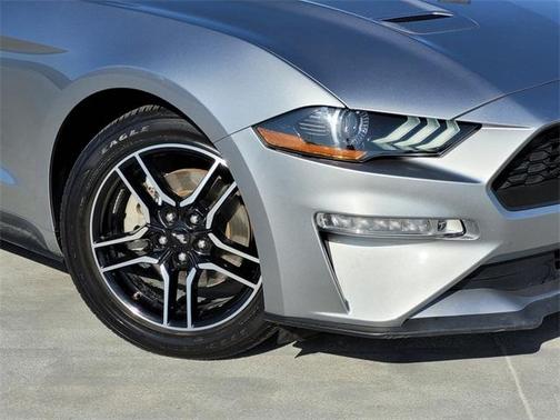 Photo 4 of 31 of 2021 Ford Mustang EcoBoost Premium