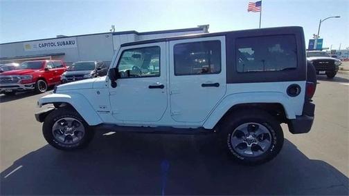 Photo 5 of 24 of 2018 Jeep Wrangler JK Unlimited Sahara