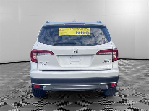 Photo 4 of 16 of 2019 Honda Pilot Touring 8-Passenger