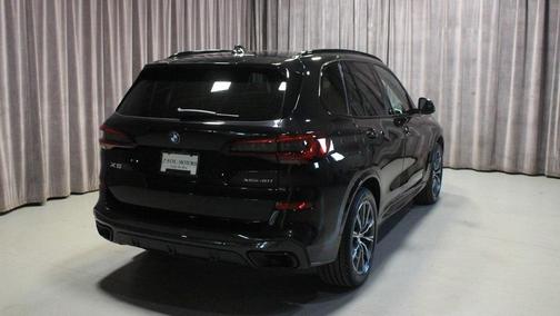 Photo 5 of 26 of 2022 BMW X5 xDrive40i