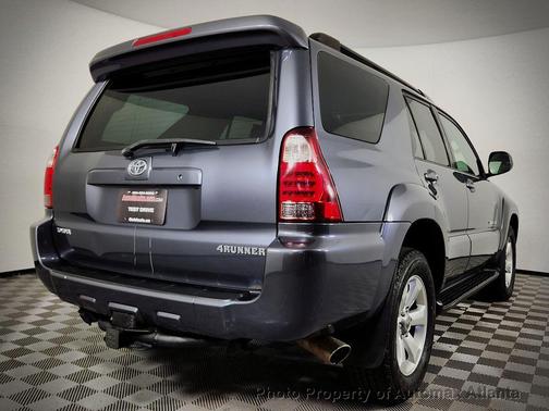 Photo 2 of 42 of 2007 Toyota 4Runner Limited