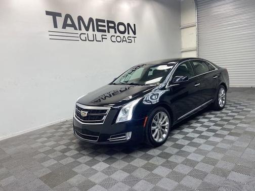 Photo 2 of 15 of 2017 Cadillac XTS Luxury