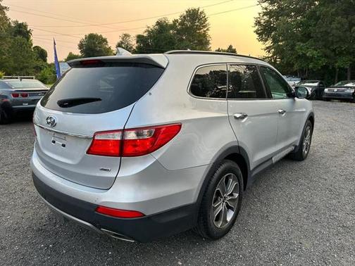 Photo 5 of 30 of 2015 Hyundai Santa Fe GLS