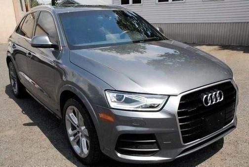 Photo 4 of 44 of 2017 Audi Q3 2.0T Premium Plus