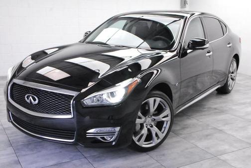 Photo 1 of 53 of 2018 INFINITI Q70L 3.7X LUXE