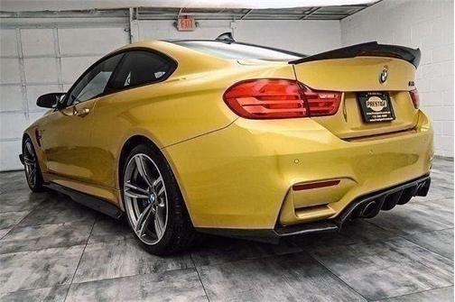Photo 4 of 56 of 2015 BMW M4 Base
