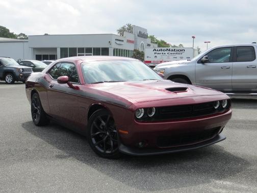Photo 1 of 26 of 2021 Dodge Challenger R/T