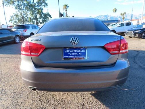 Photo 4 of 20 of 2015 Volkswagen Passat 1.8T Auto Wolfsburg Ed PZEV