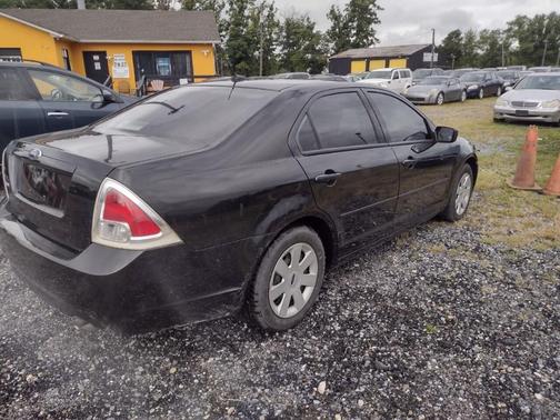 Photo 3 of 8 of 2009 Ford Fusion S
