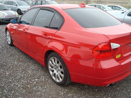 Photo 3 of 14 of 2006 BMW 325 xi