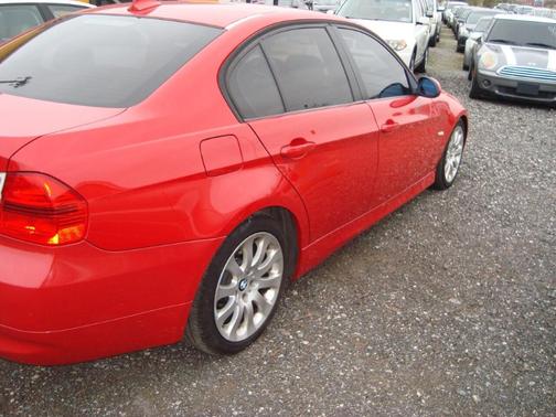 Photo 5 of 14 of 2006 BMW 325 xi