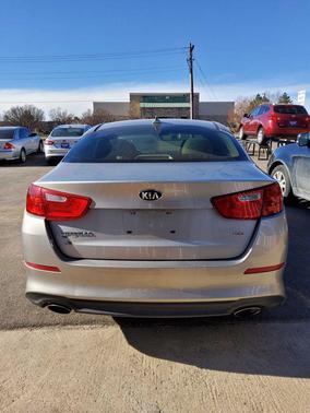 Photo 3 of 9 of 2015 Kia Optima LX