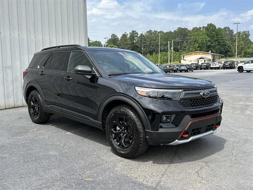 Photo 4 of 33 of 2023 Ford Explorer Timberline