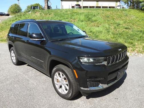 Photo 4 of 32 of 2022 Jeep Grand Cherokee L Limited