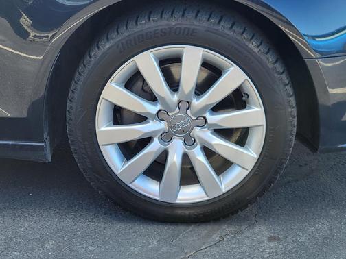 Photo 4 of 29 of 2013 Audi A4 2.0T Premium quattro