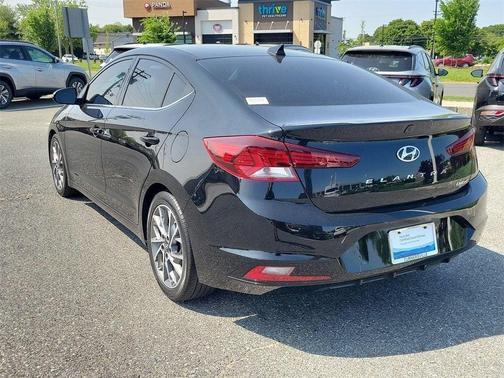 Photo 4 of 39 of 2019 Hyundai Elantra Limited