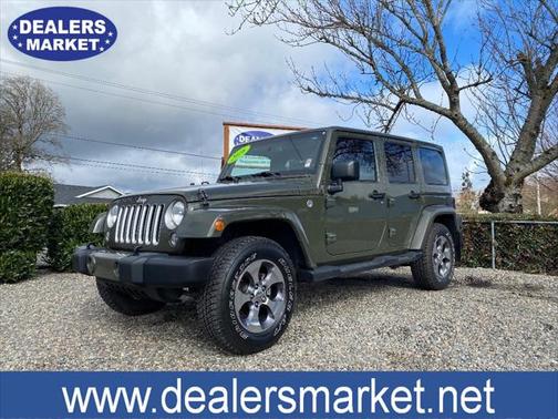 Photo 1 of 40 of 2016 Jeep Wrangler Unlimited Sahara