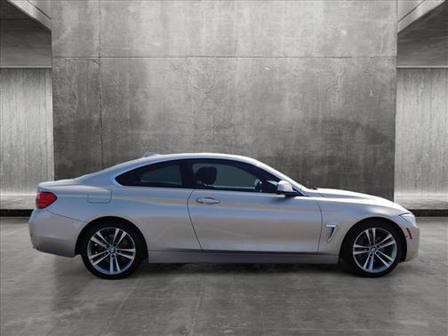 Photo 4 of 24 of 2017 BMW 440 i