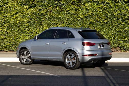 Photo 4 of 13 of 2015 Audi Q3 2.0T Premium Plus
