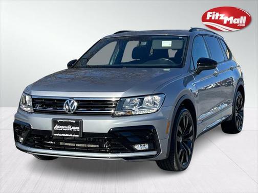 Photo 3 of 45 of 2021 Volkswagen Tiguan 2.0T SEL R-Line Black