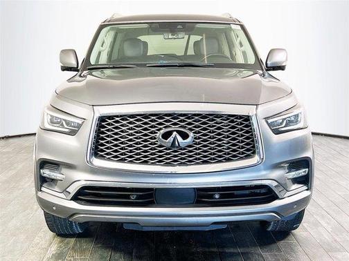Photo 3 of 36 of 2020 INFINITI QX80 Luxe