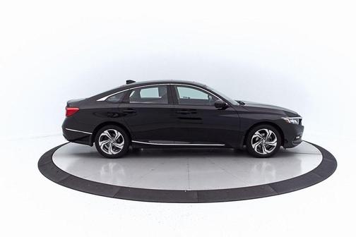 Photo 2 of 39 of 2020 Honda Accord EX 1.5T