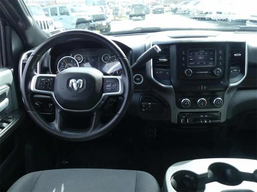Photo 2 of 31 of 2021 RAM 2500 Big Horn