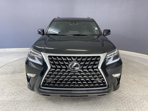 Photo 2 of 39 of 2022 Lexus GX 460 Base