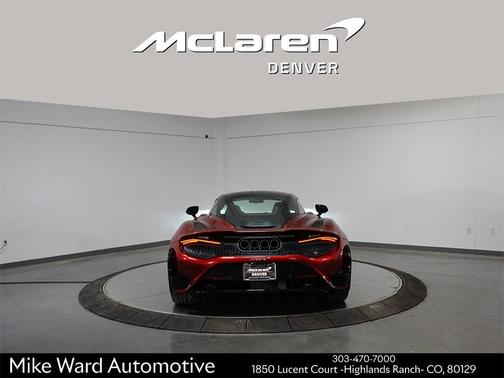 Photo 4 of 22 of 2021 McLaren 765LT Base