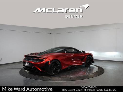 Photo 5 of 22 of 2021 McLaren 765LT Base