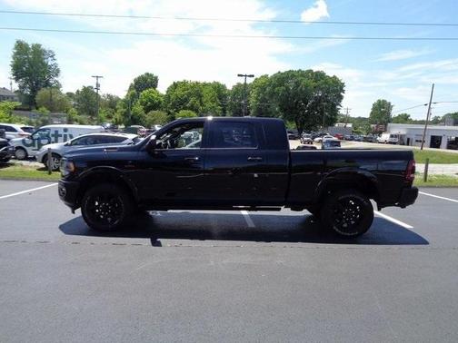 Photo 4 of 27 of 2022 RAM 2500 Limited