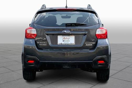 Photo 4 of 32 of 2017 Subaru Crosstrek 2.0i Premium
