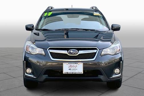 Photo 3 of 32 of 2017 Subaru Crosstrek 2.0i Premium