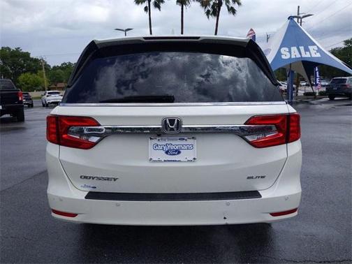 Photo 5 of 29 of 2018 Honda Odyssey Elite