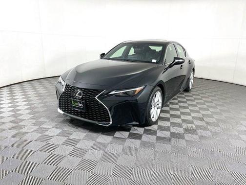 Photo 3 of 34 of 2021 Lexus IS 300 Base