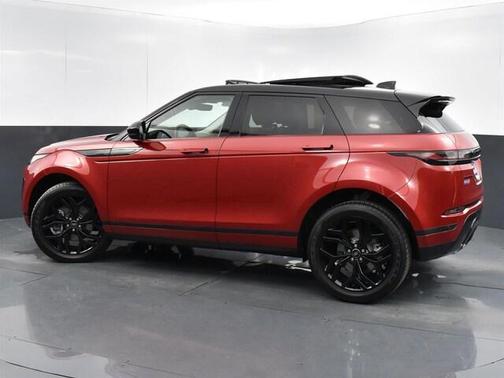 Photo 3 of 39 of 2023 Land Rover Range Rover Evoque SE