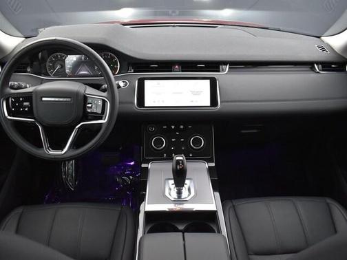 Photo 5 of 39 of 2023 Land Rover Range Rover Evoque SE