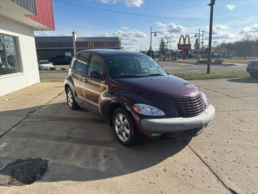 Photo 4 of 22 of 2002 Chrysler PT Cruiser Limited