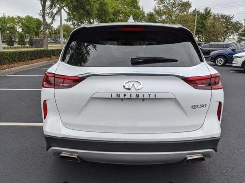 Photo 4 of 29 of 2021 INFINITI QX50 ESSENTIAL