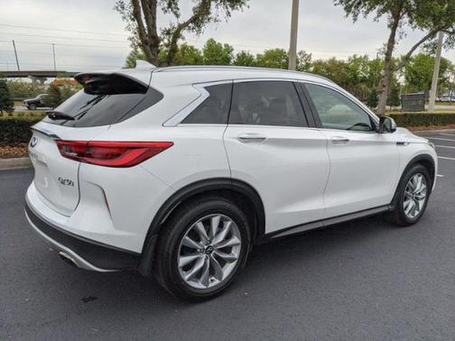 Photo 3 of 29 of 2021 INFINITI QX50 ESSENTIAL